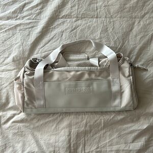 Gymshark pebble grey bag